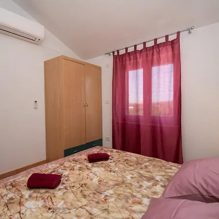 Vikendica House Suzana Banjole