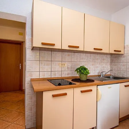 House Suzana * バニョレ